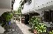 Urdesa Central: Villa con amplisimo patio