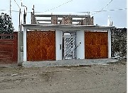 Se vende casa de 2 pisos en supe