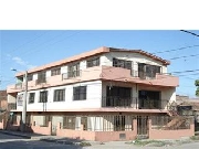 Vendo hermosa casa rentable de 5 aptos y 1 local