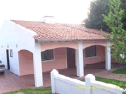 Vendo hermosa casa + terreno en emby- paraguay