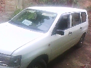 Vendo Toyota probox a�o 2004