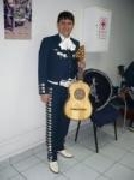 Mariachis en pueblo libre-carlos torres