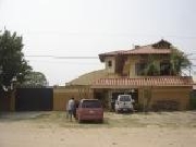 Vendo gapl�n con casa de lujo zona norte