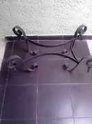 Imperdible mesa ratona en hierro forjado