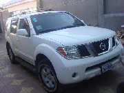 Vagoneta Nissan pathfinder